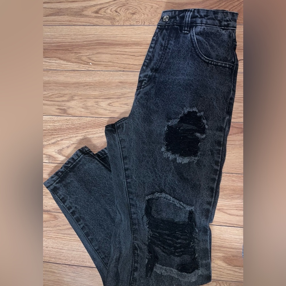 SHEIN ripped black jeans
